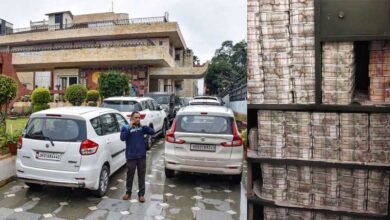 Income Tax Raid: आयकर विभाग को अब तक 220 करोड़ रुपये से अधिक नकद मिला, बुधवार से जारी है छापेमारी
