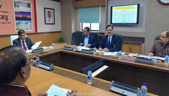 रायपुर: राज्य में 15 जनवरी से मनाया जाएगा सड़क सुरक्षा माह 1 रायपुर: राज्य में 15 जनवरी से मनाया जाएगा सड़क सुरक्षा माह