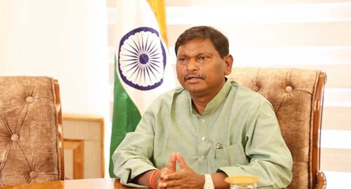 केंद्रीय मंत्री अर्जुन मुंडा: "जनता को परेशानी में न डाले, किसान यूनियन को इसे समझना चाहिए" 1 केंद्रीय मंत्री अर्जुन मुंडा: "जनता को परेशानी में न डाले, किसान यूनियन को इसे समझना चाहिए"