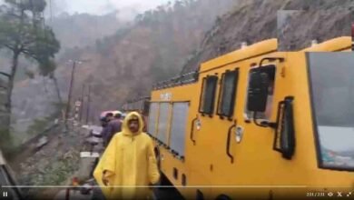 रामबन में जम्मू-श्रीनगर राष्ट्रीय राजमार्ग पर खाई में गिरी कैब, 10 की मौत, बचाव कार्य जारी