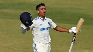 IND vs AUS: ऑस्ट्रेलिया की आंख से आंख मिला यशस्वी जायसवाल ने ठोका शतक