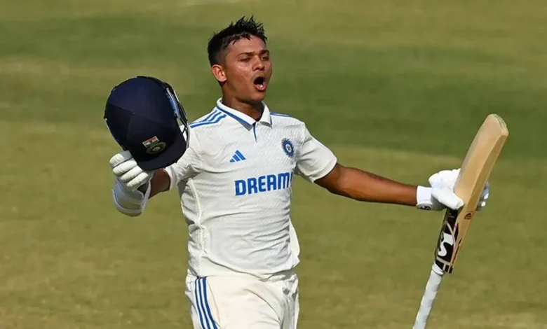 IND vs AUS: ऑस्ट्रेलिया की आंख से आंख मिला यशस्वी जायसवाल ने ठोका शतक 1 IND vs AUS: ऑस्ट्रेलिया की आंख से आंख मिला यशस्वी जायसवाल ने ठोका शतक