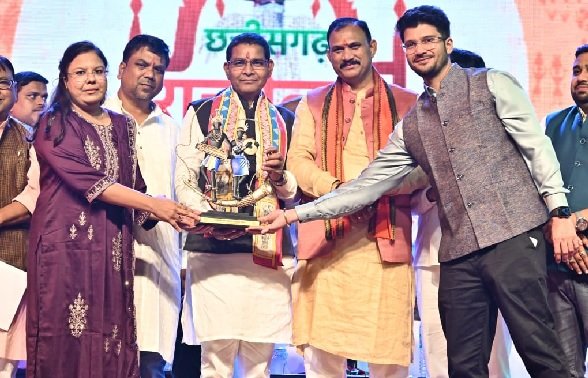 डबल इंजन की सरकार से चहुँमुखी विकास की ओर बढ़ रहा छत्तीसगढ़:मंत्री श्याम बिहारी जायसवाल