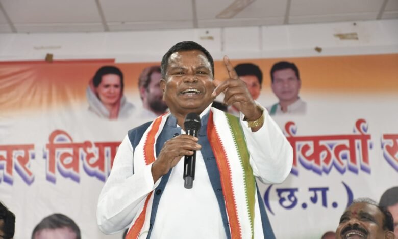 Kawasi Lakhma ED: कांग्रेस मंत्री कवासी लखमा और उनके बेटे के घर ED का छापा