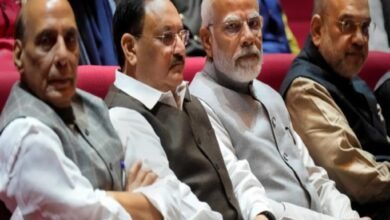 Delhi Chunav 2025: बीजेपी की दो मुस्लिम उम्मीदवारों के बीच हिंदू वोटों को साधने की कोशिश