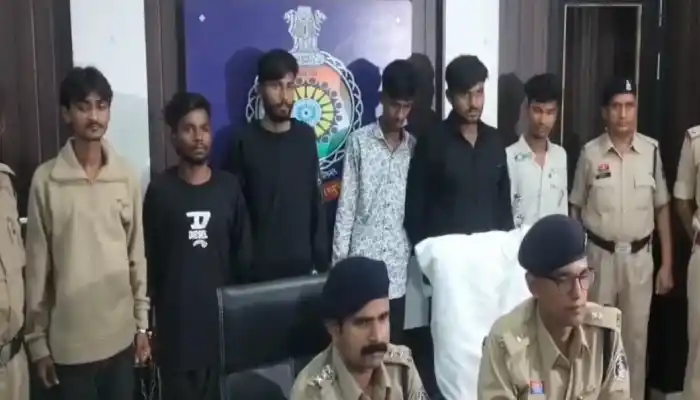 युवाओं को बेचते थे नशीली गोलियां, सुपेला पुलिस ने 6 आरोपियों को दबोचा 1 aamaadmi.in