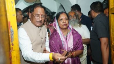 मुख्यमंत्री विष्णु देव साय ने शिवरीनारायण में भगवान नर-नारायण के किए दर्शन, प्रदेशवासियों की सुख-समृद्धि और खुशहाली की कामना 3 aamaadmi.in