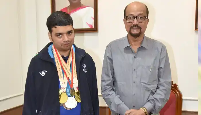 राज्यपाल श्री डेका ने की विशेष ओलंपिक में स्वर्ण पदक विजेता इभानन साहू की सराहना 1 aamaadmi.in