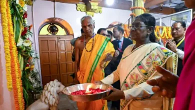 राष्ट्रपति श्रीमती द्रौपदी मुर्मु ने माँ दंतेश्वरी की पूजा-अर्चना कर देशवासियों की सुख-समृद्धि और खुशहाली की कामना की 6 aamaadmi.in